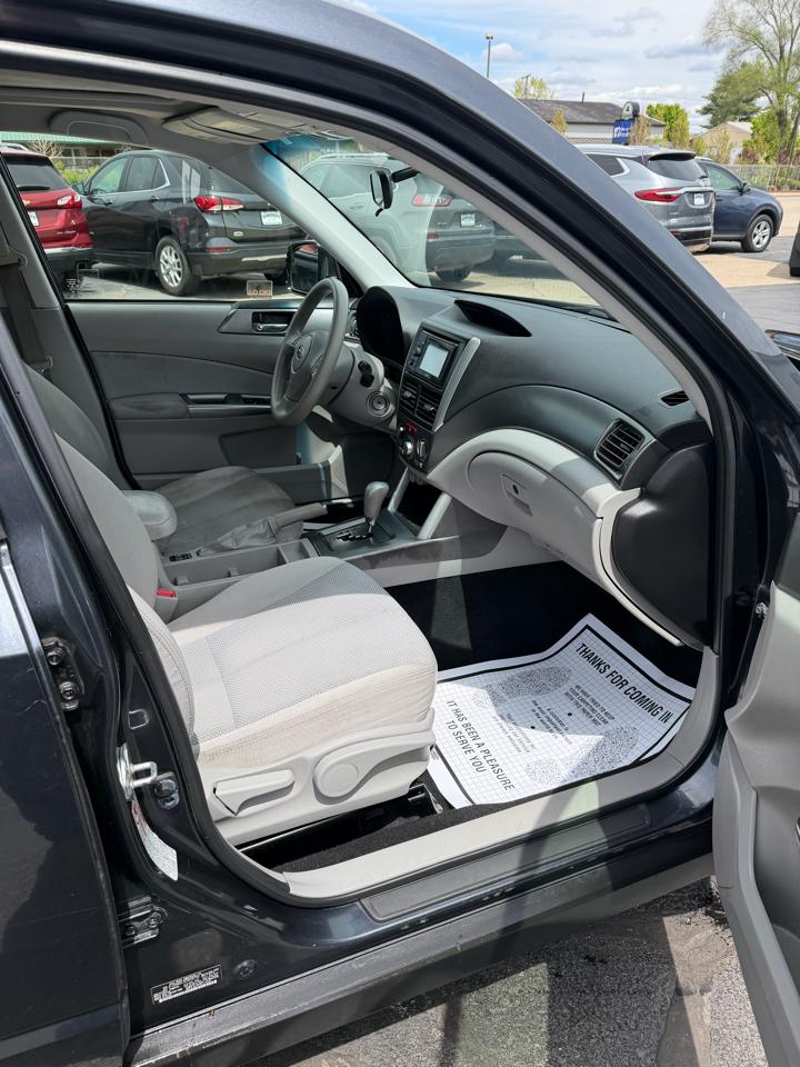 Subaru Forester 2.5X Premium 2012