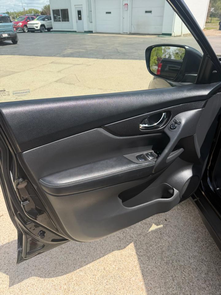 Nissan Rogue S AWD 2020