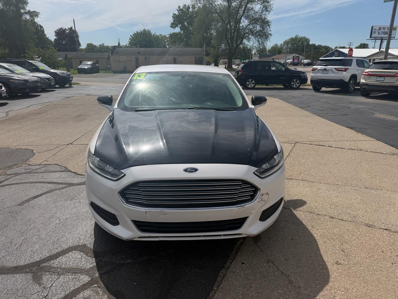Ford Fusion SE 2013