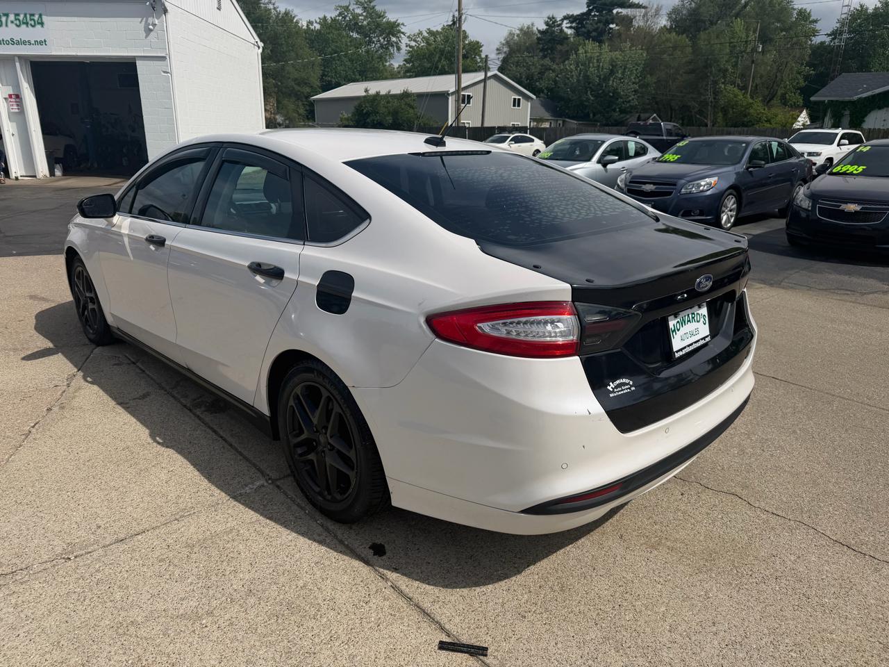 Ford Fusion SE 2013