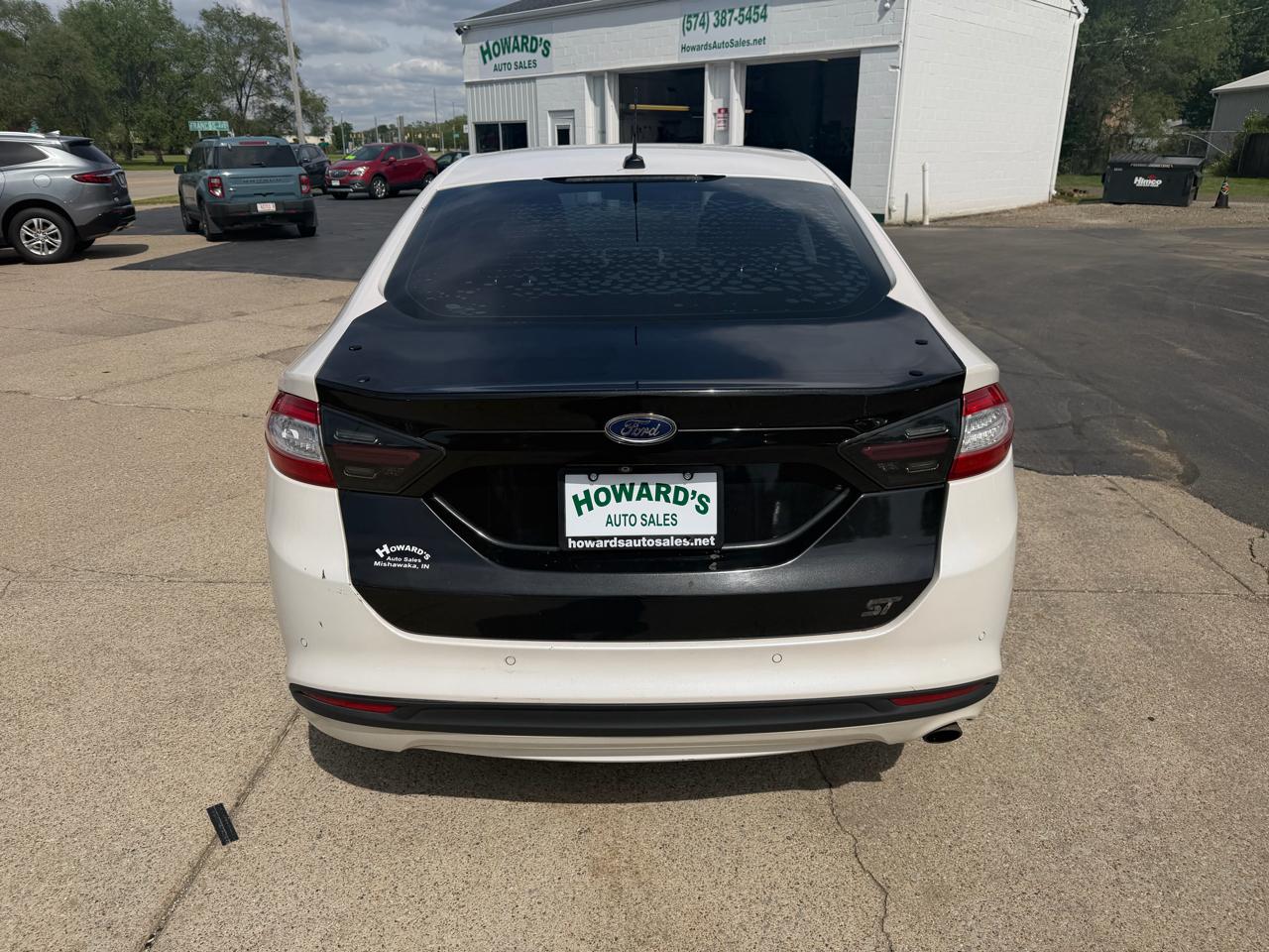 Ford Fusion SE 2013