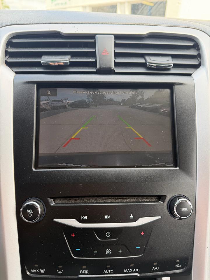 Ford Fusion SE 2013