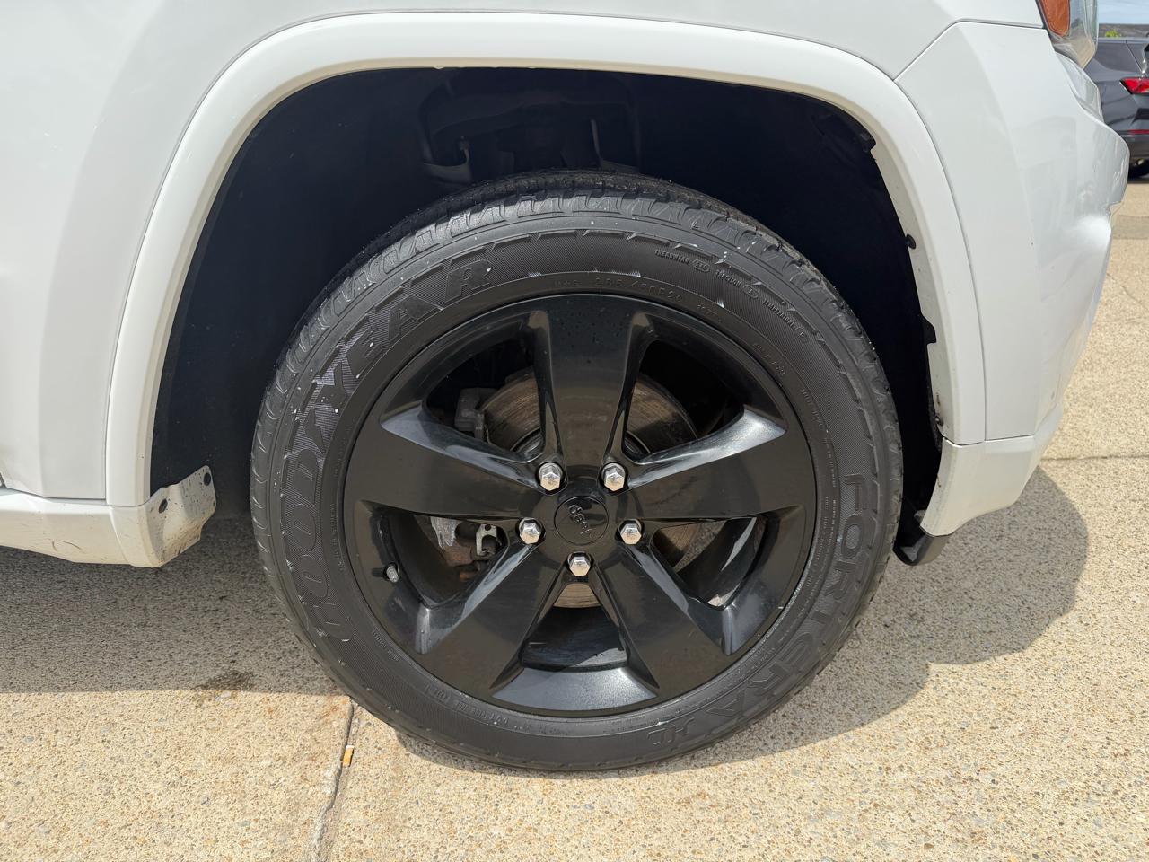 Jeep Grand Cherokee Laredo 4WD 2015