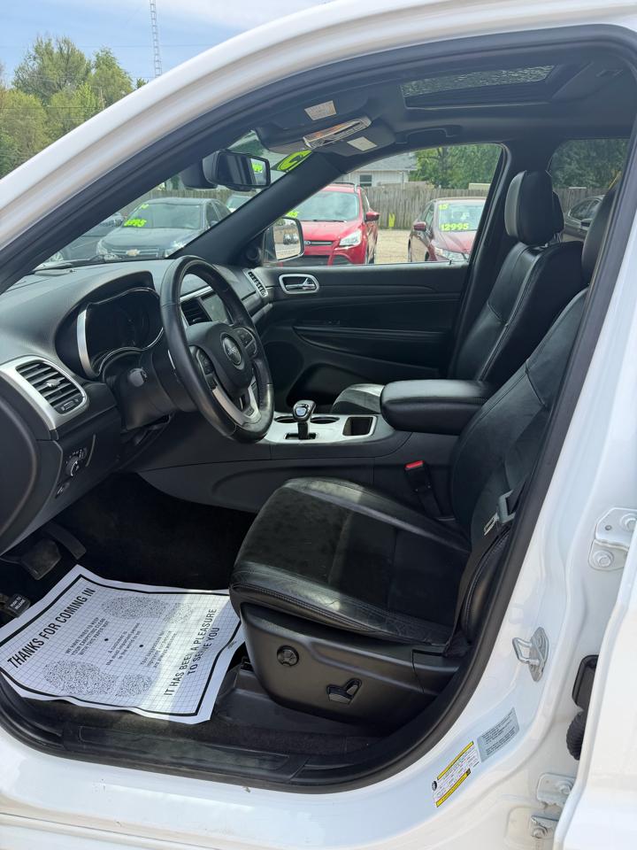 Jeep Grand Cherokee Laredo 4WD 2015