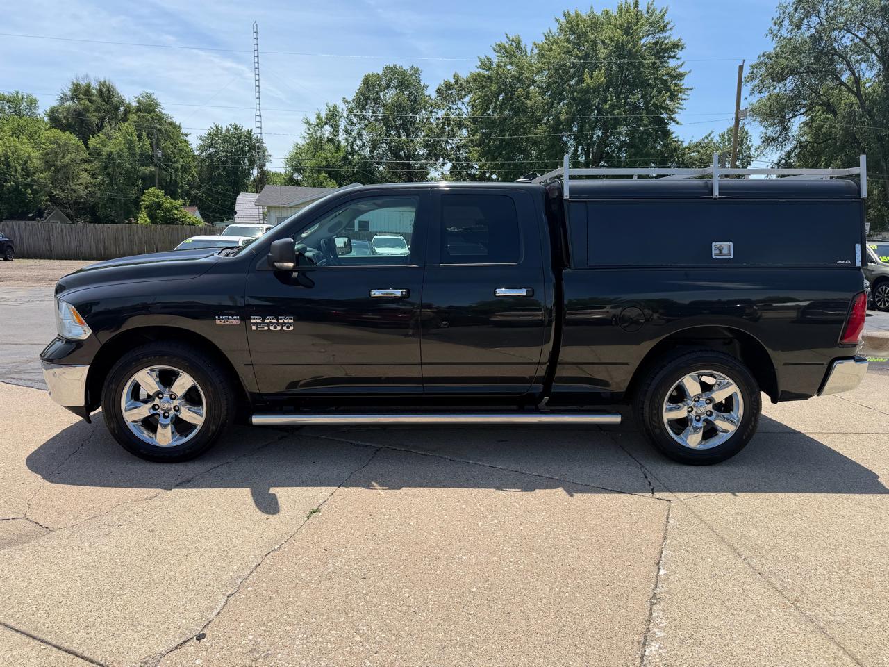 RAM 1500 4WD Crew Cab 140.5" Big Horn 2016