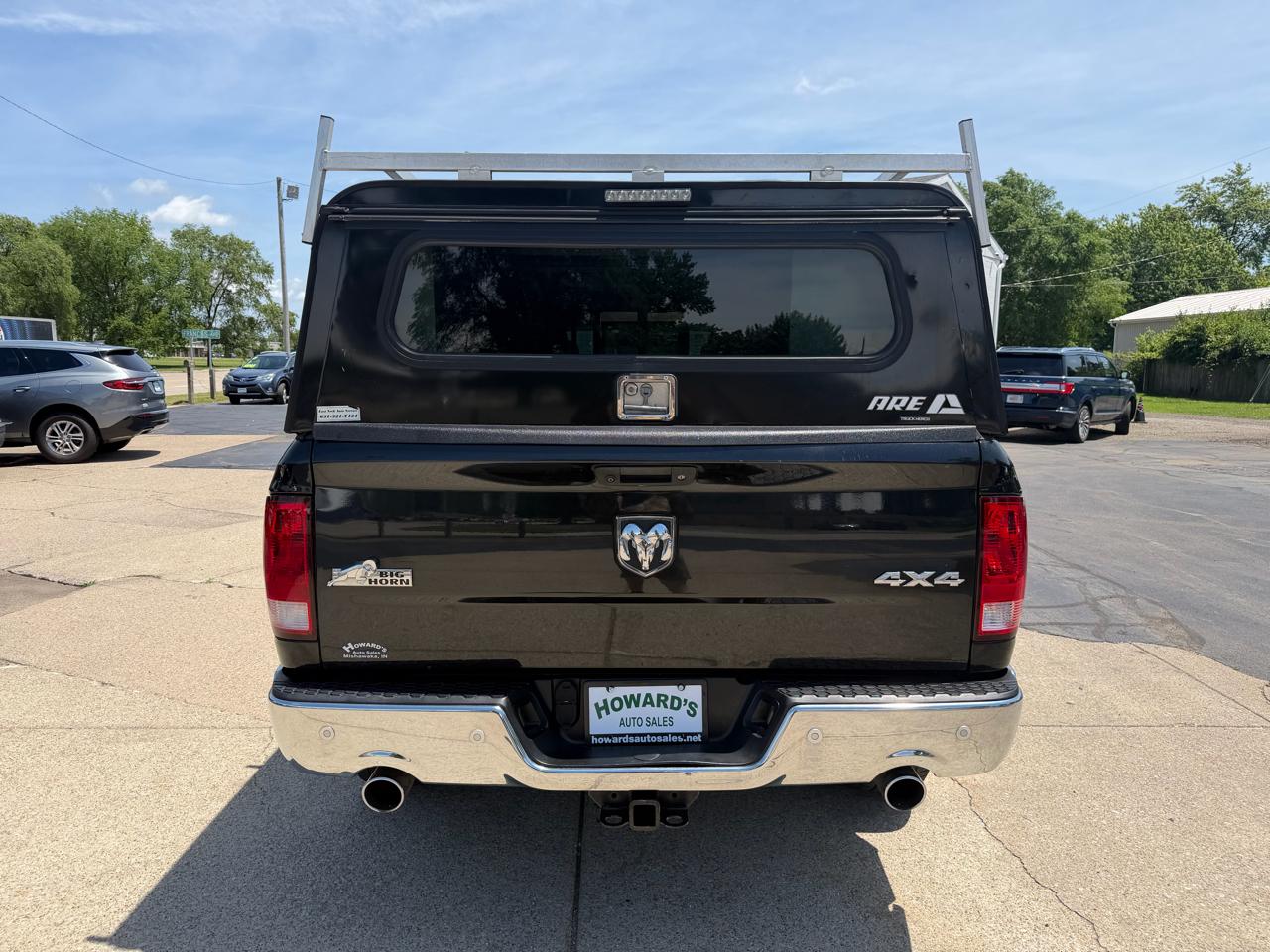 RAM 1500 4WD Crew Cab 140.5" Big Horn 2016