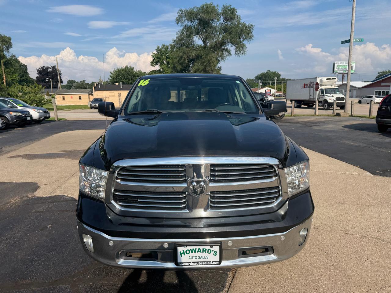 RAM 1500 4WD Crew Cab 140.5" Big Horn 2016