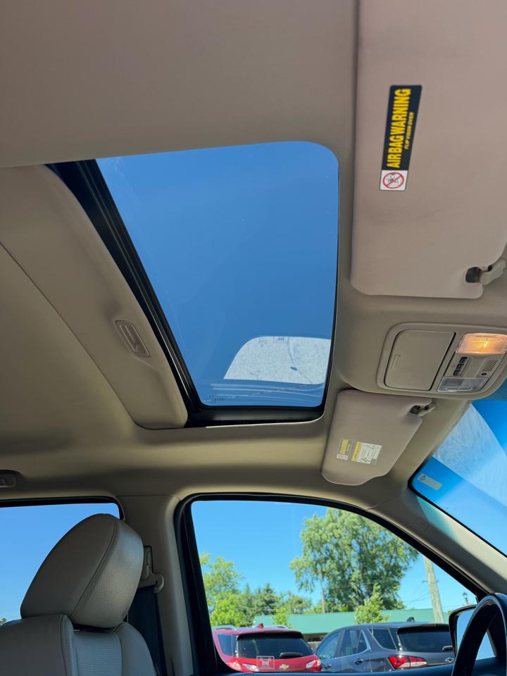 Honda Ridgeline RTL w/ Navigation 2009