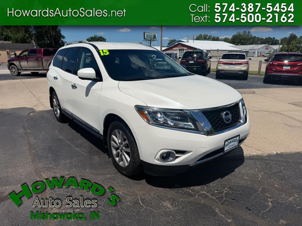 Nissan Pathfinder SV 4WD 2015
