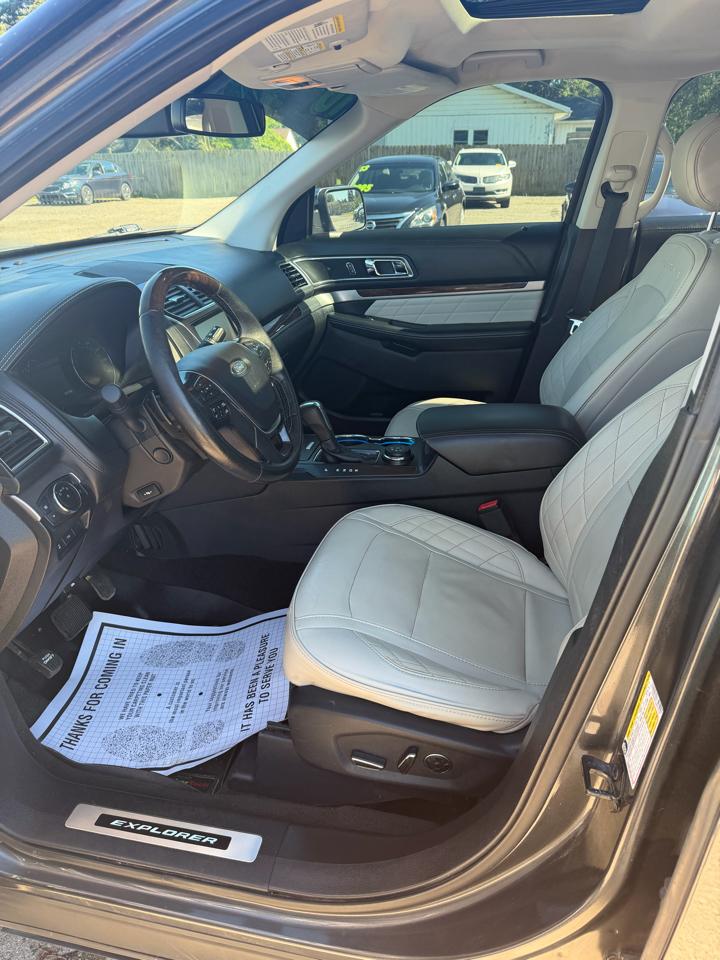 Ford Explorer Platinum AWD 2016