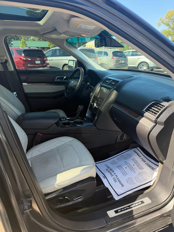 Ford Explorer Platinum AWD 2016