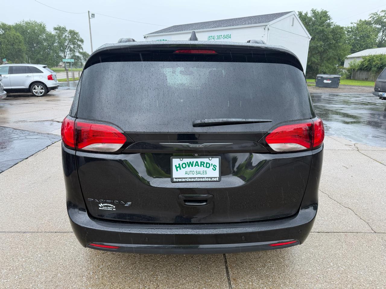 Chrysler Pacifica Touring-L Plus 2020