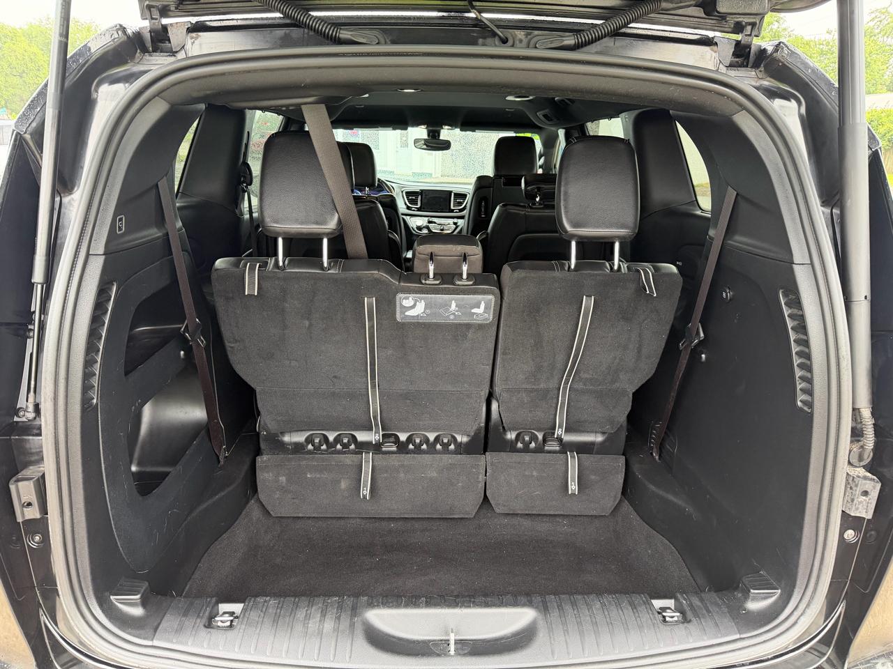 Chrysler Pacifica Touring-L Plus 2020