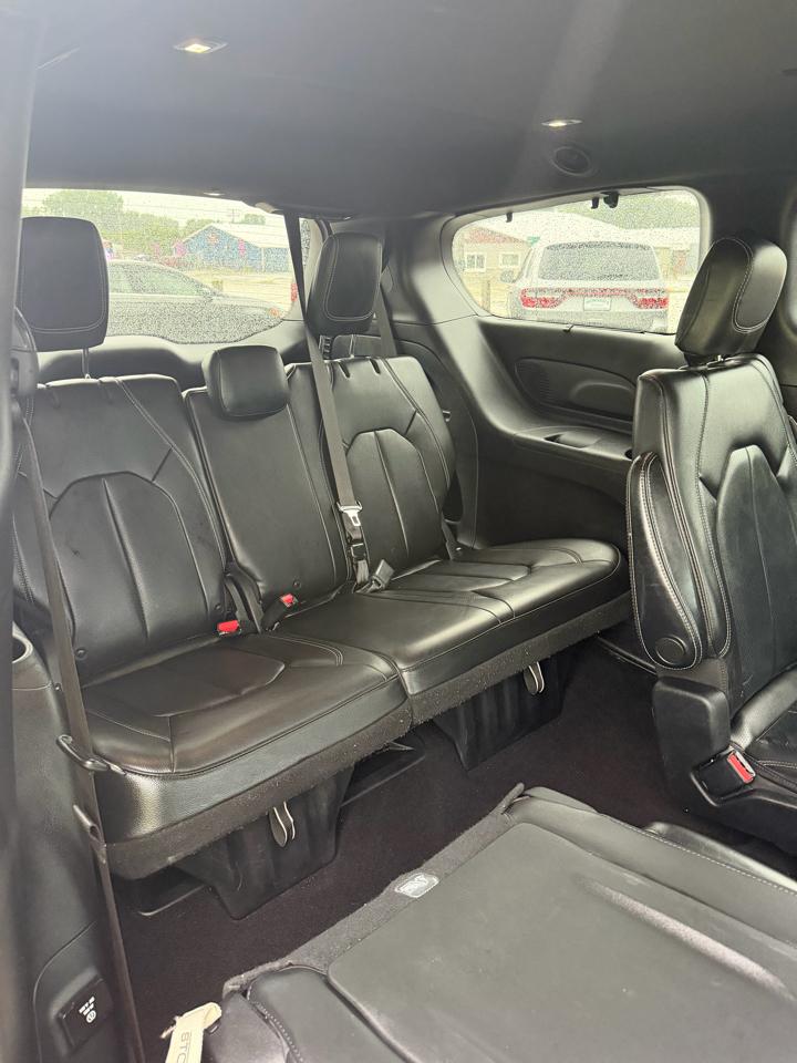 Chrysler Pacifica Touring-L Plus 2020