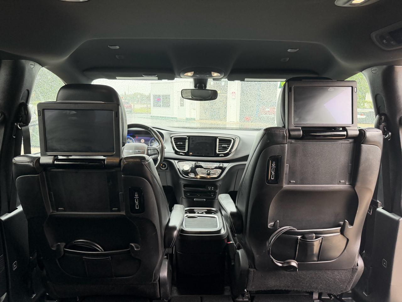 Chrysler Pacifica Touring-L Plus 2020