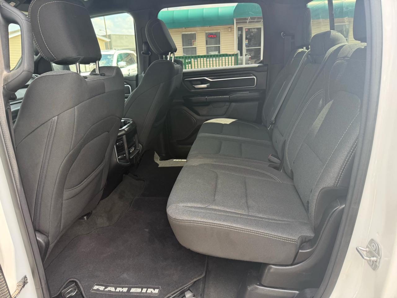RAM 1500 Big Horn Crew Cab SWB 4WD 2019