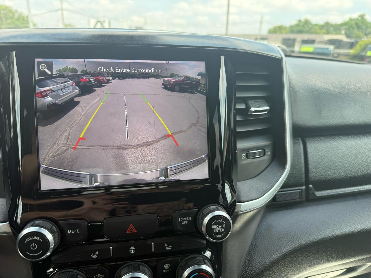 RAM 1500 Big Horn Crew Cab SWB 4WD 2019