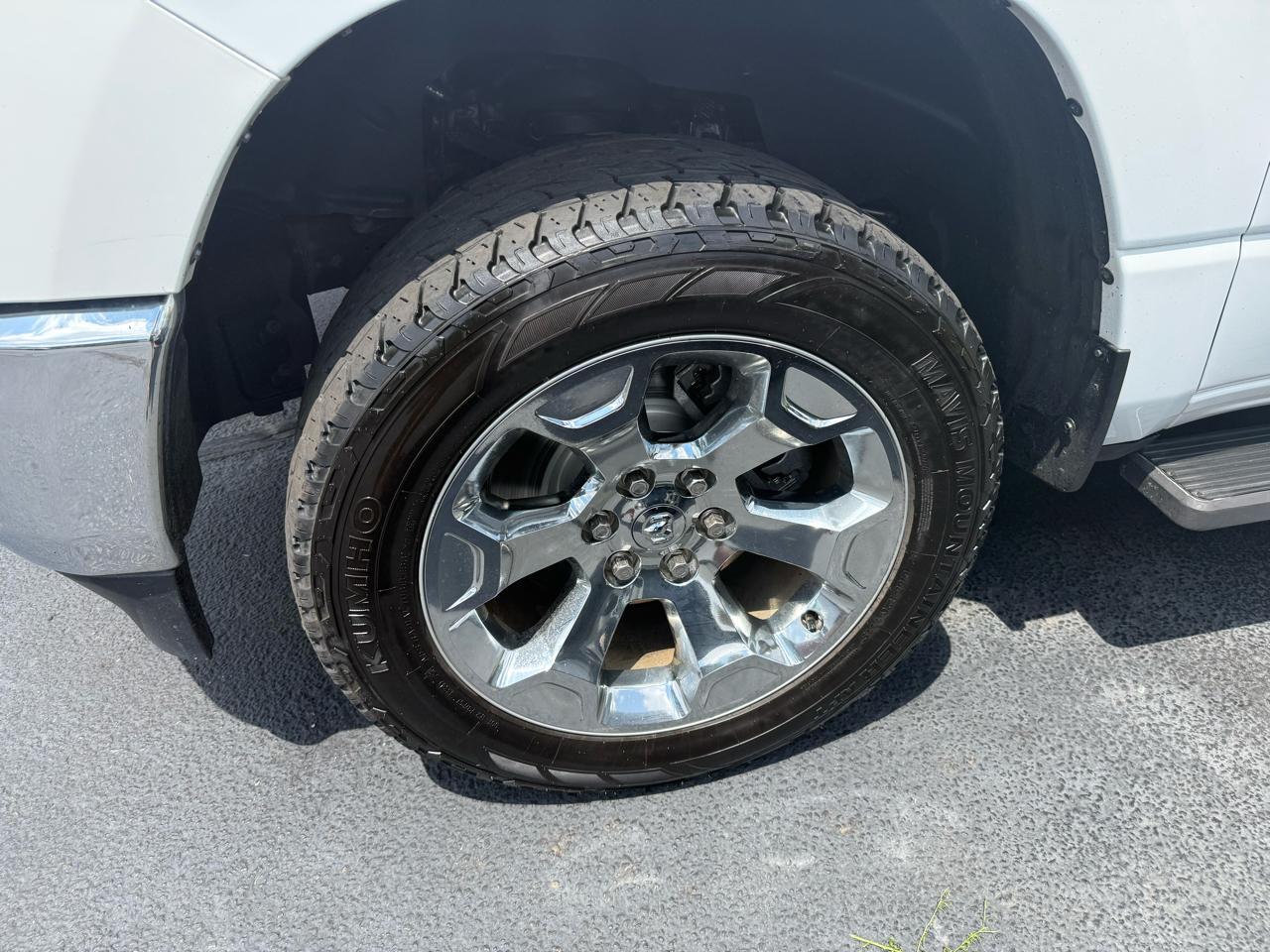 RAM 1500 Big Horn Crew Cab SWB 4WD 2019