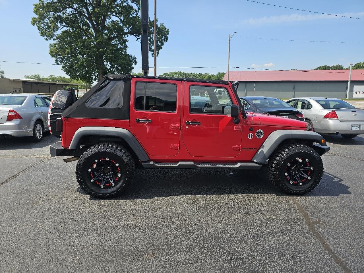 Jeep Wrangler Unlimited Sport 4WD 2013