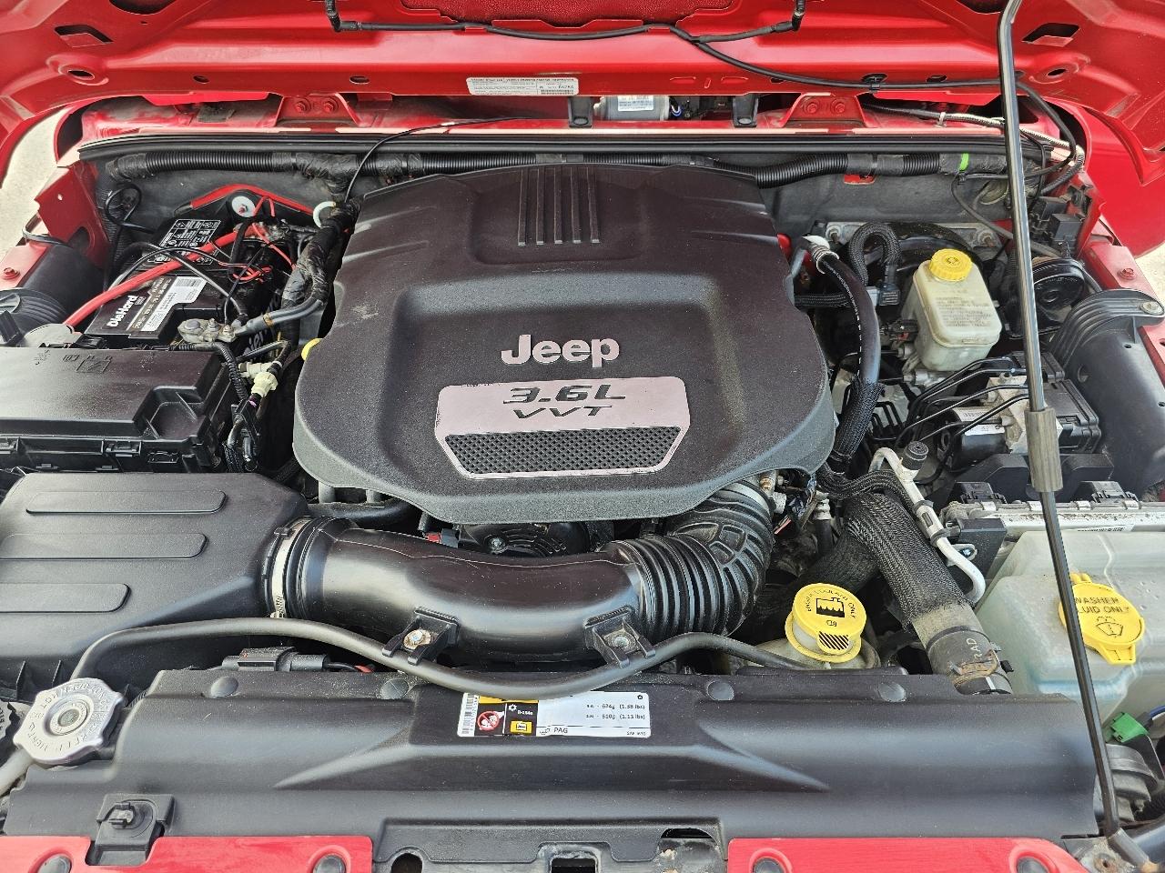 Jeep Wrangler Unlimited Sport 4WD 2013