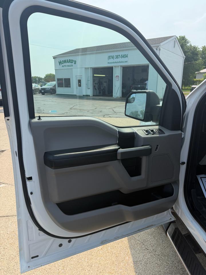 Ford F-150 4WD SuperCab 145" XLT 2016