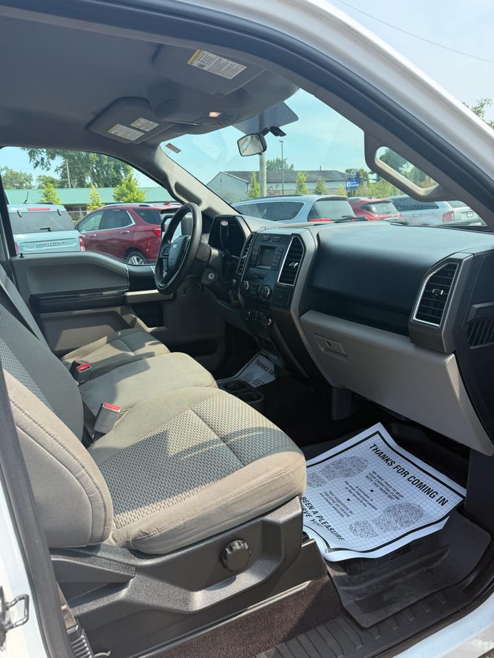 Ford F-150 4WD SuperCab 145" XLT 2016