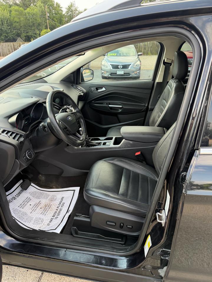 Ford Escape Titanium 4WD 2019