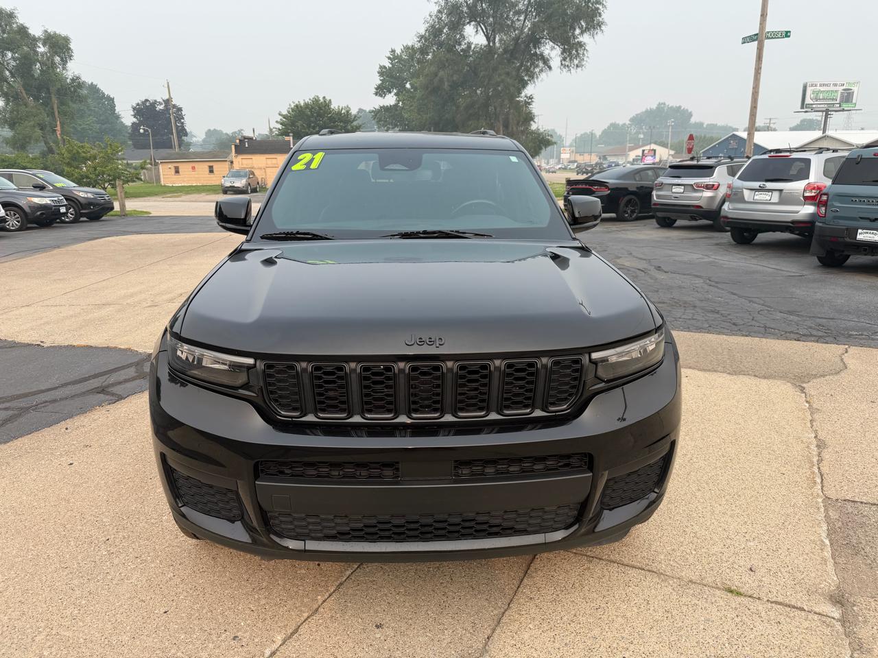 Jeep Grand Cherokee L Laredo 4WD 2021