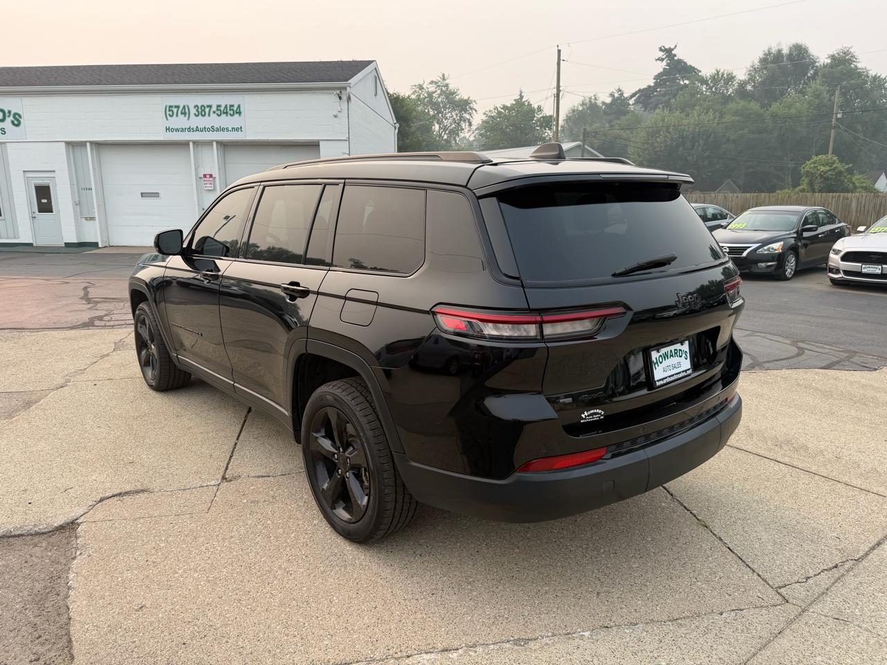 Jeep Grand Cherokee L Laredo 4WD 2021