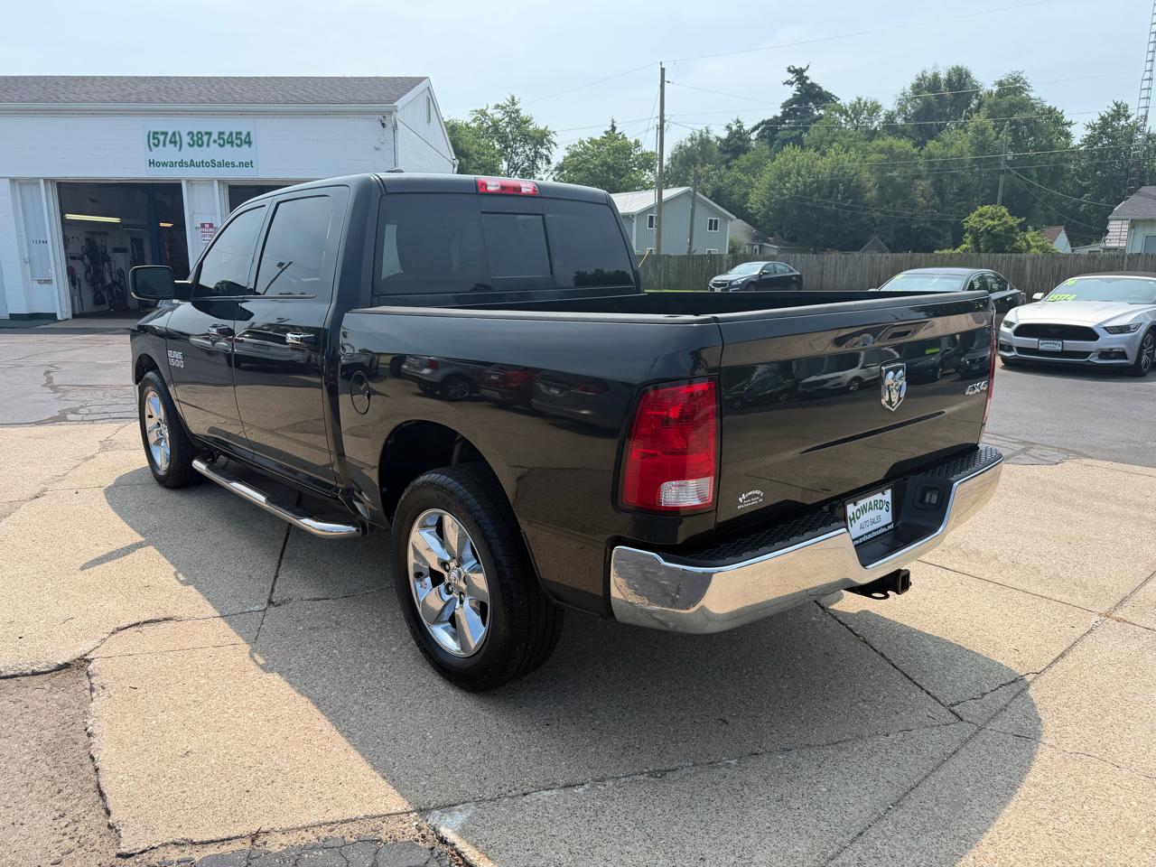 RAM 1500 SLT 2015