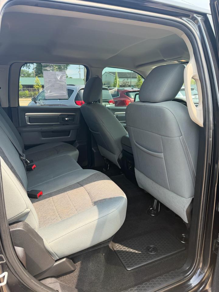 RAM 1500 SLT 2015