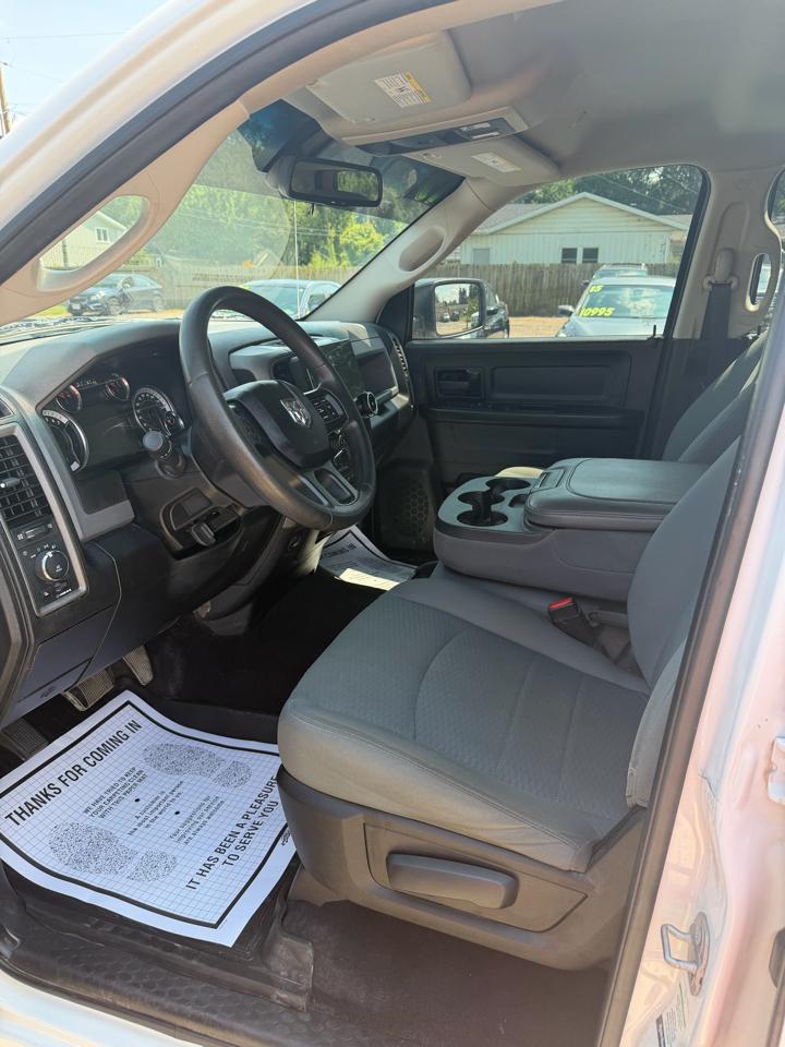 RAM 1500 Classic Tradesman Crew Cab SWB 4WD 2019