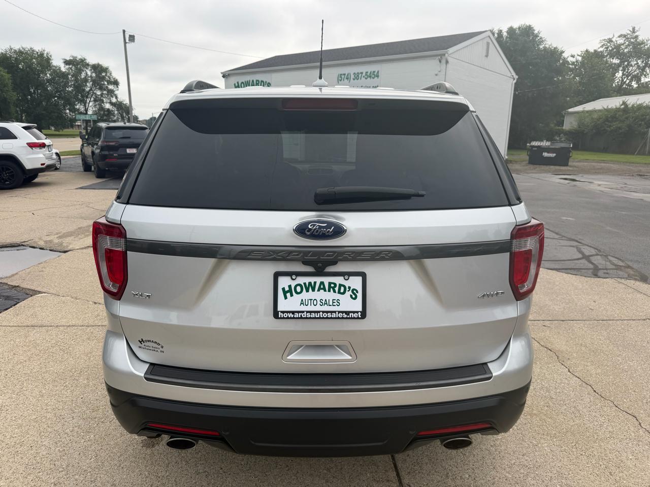 Ford Explorer 4dr XLT 4WD 2019
