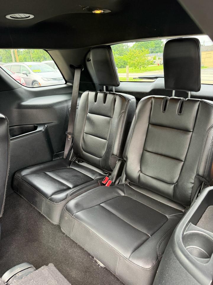 Ford Explorer 4dr XLT 4WD 2019