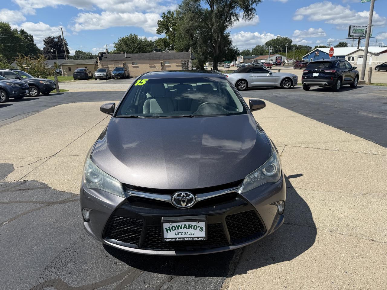 Toyota Camry SE 2015