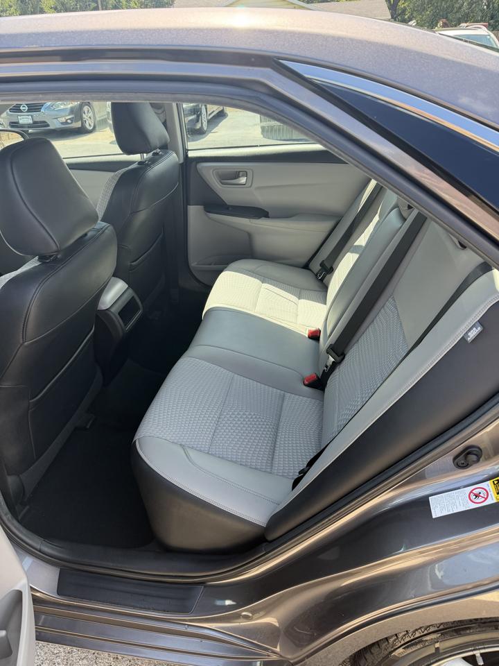 Toyota Camry SE 2015