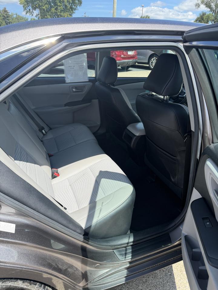 Toyota Camry SE 2015