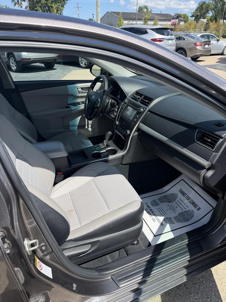 Toyota Camry SE 2015