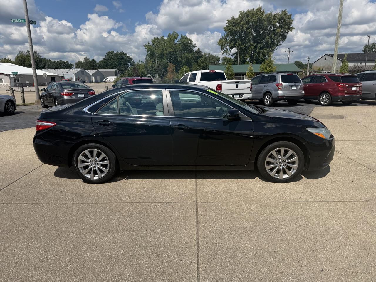 Toyota Camry XLE 2016