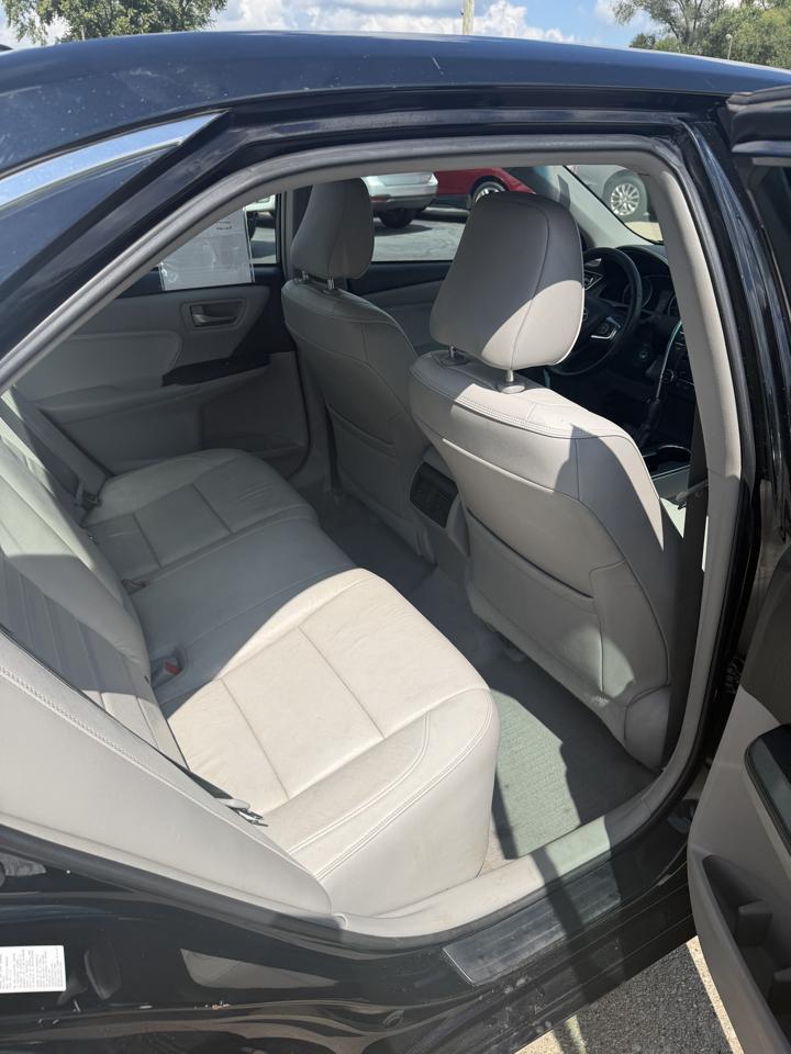 Toyota Camry XLE 2016