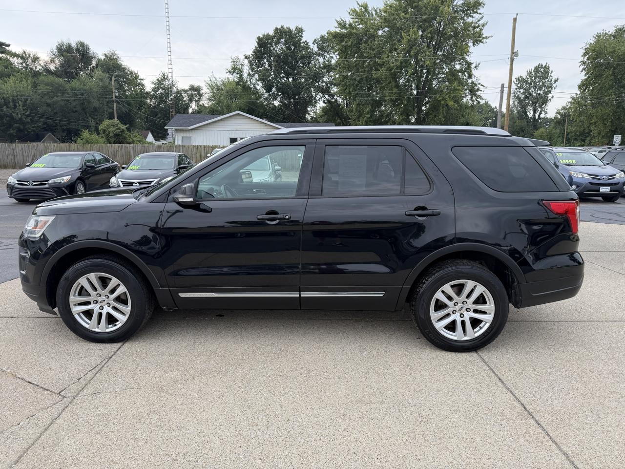 Ford Explorer 4dr XLT 4WD 2018