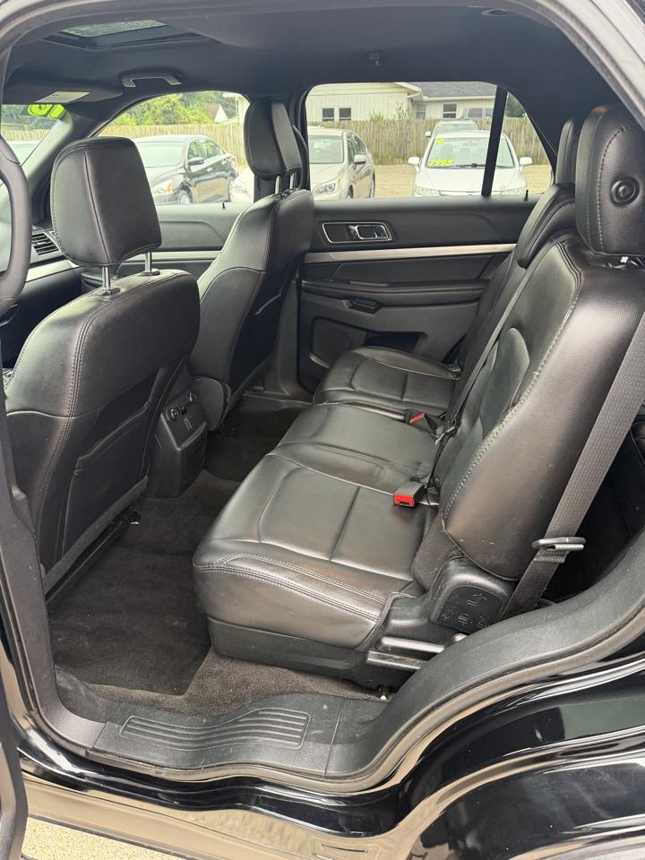 Ford Explorer 4dr XLT 4WD 2018