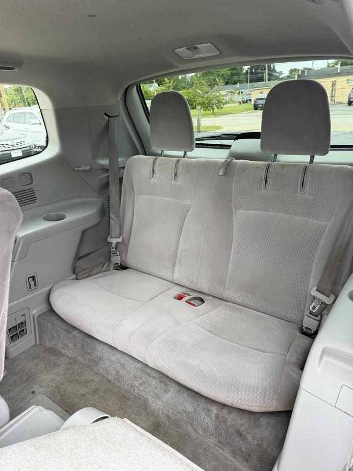 Toyota Highlander Base 2WD I4 2010