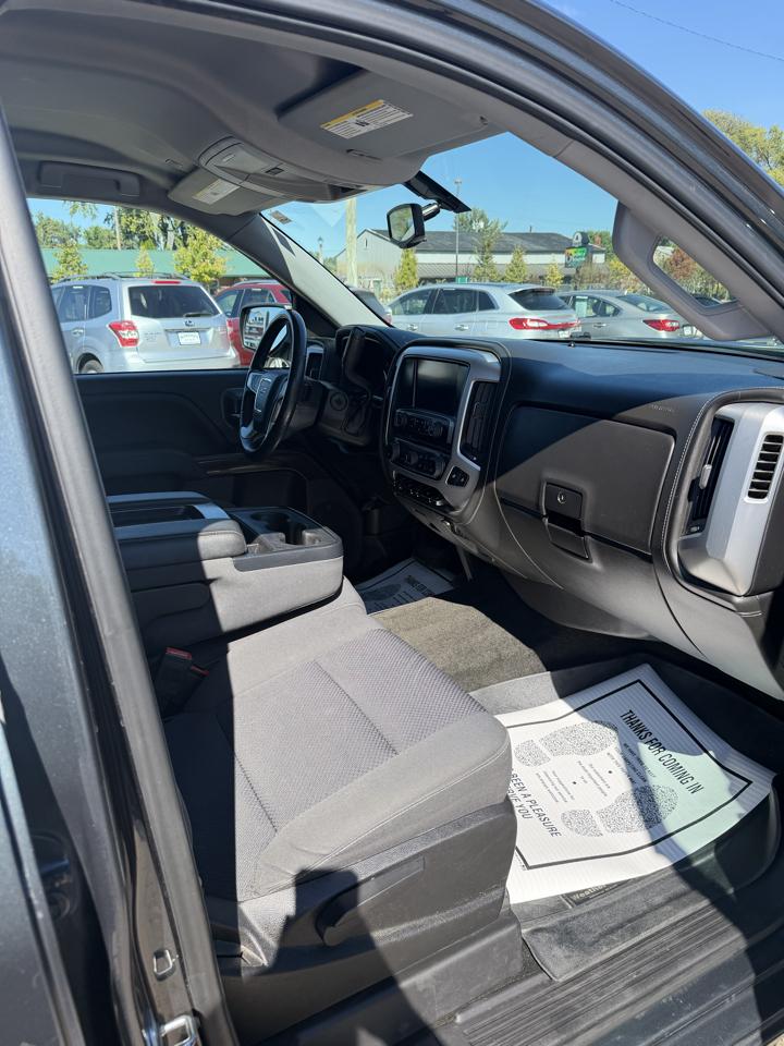 GMC Sierra 1500 4WD Crew Cab 143.5" SLE 2017