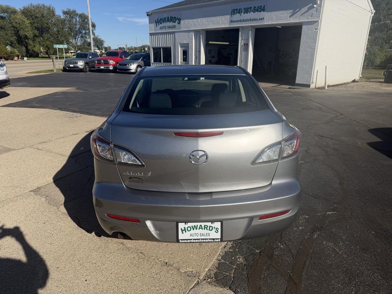 Mazda MAZDA3 i Sport 4-Door 2012