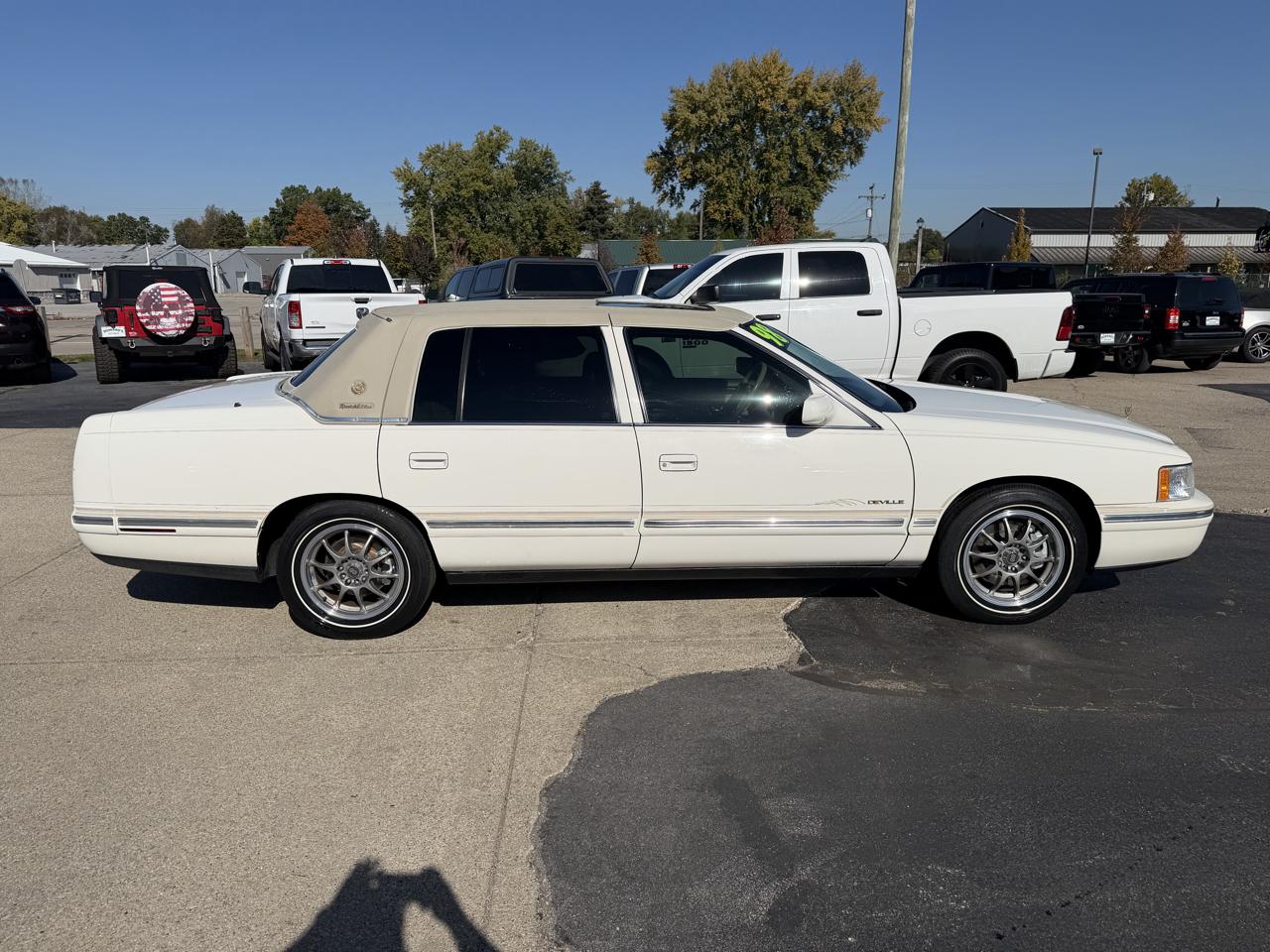 Cadillac DeVille Base 1998