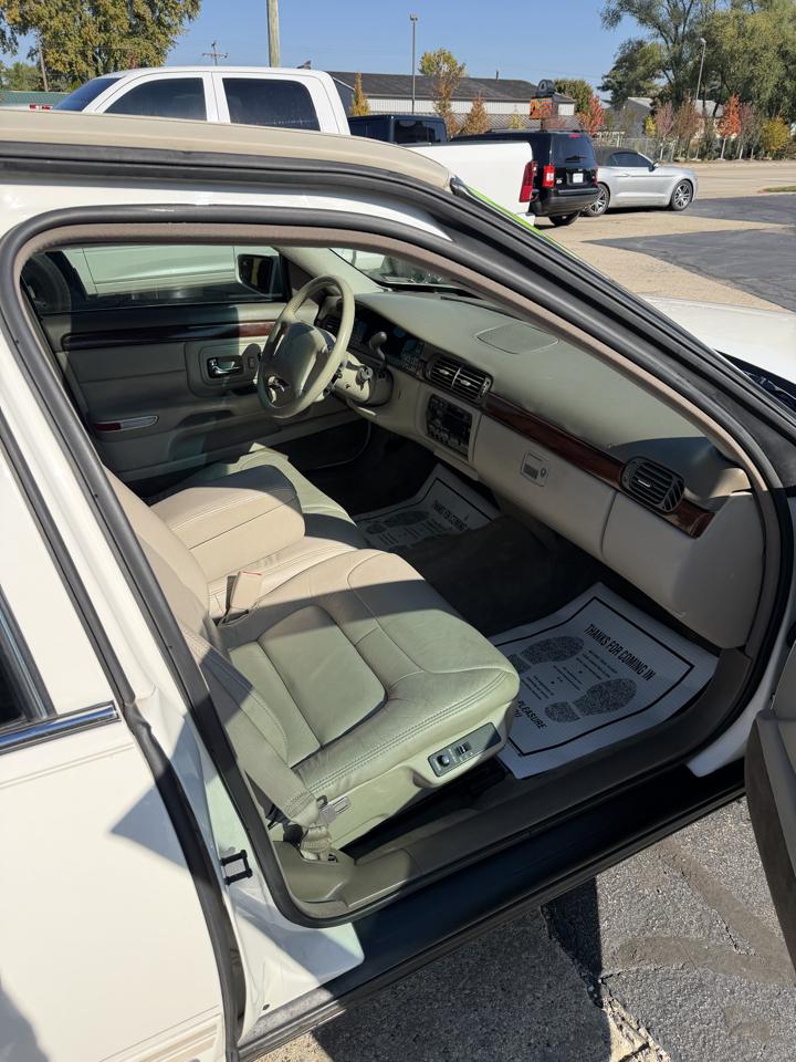 Cadillac DeVille Base 1998