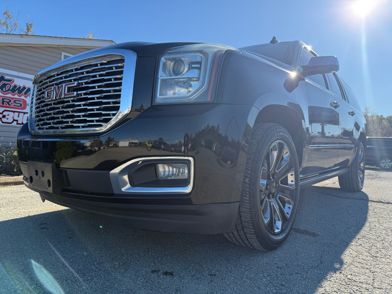 GMC Yukon XL Denali 4WD 2018 GMC Yukon XL Denali 4WD 2018