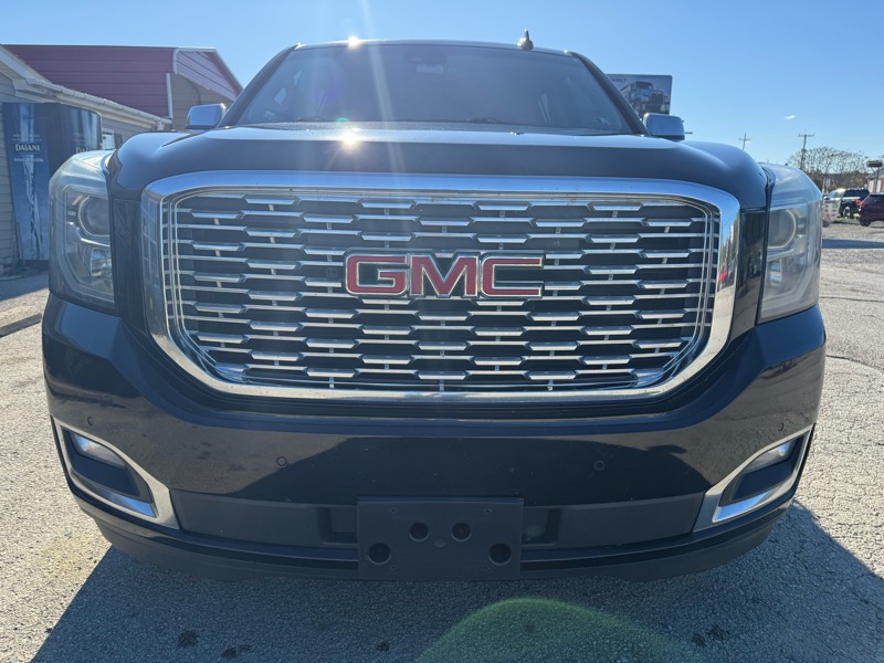 GMC Yukon XL Denali 4WD 2018 GMC Yukon XL Denali 4WD 2018