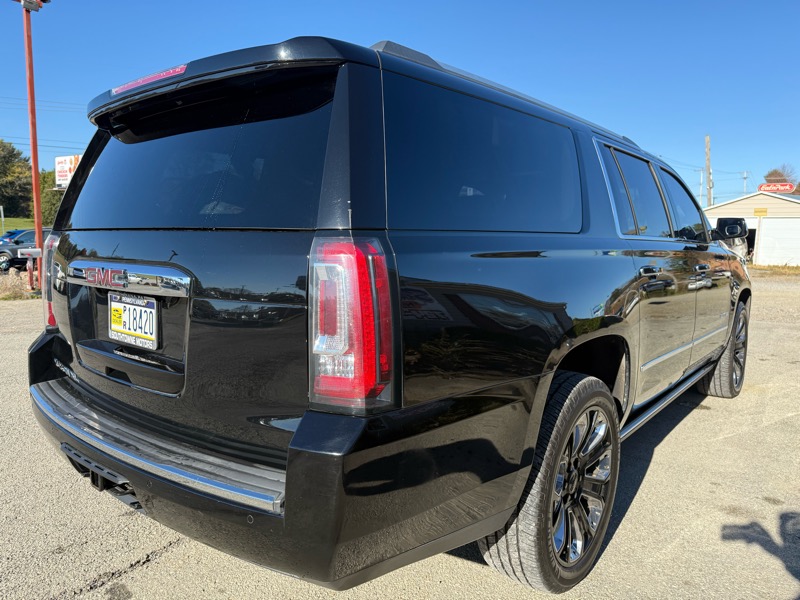 GMC Yukon XL Denali 4WD 2018 GMC Yukon XL Denali 4WD 2018
